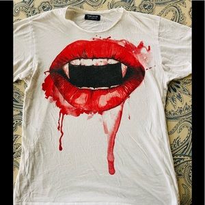 Zara fang Tee